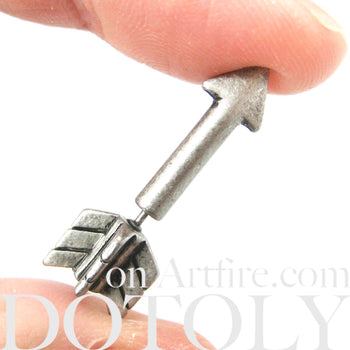 Fake Gauge Earrings: Realistic Arrow Shaped Faux Plug Stud Earrings in Silver | DOTOLY