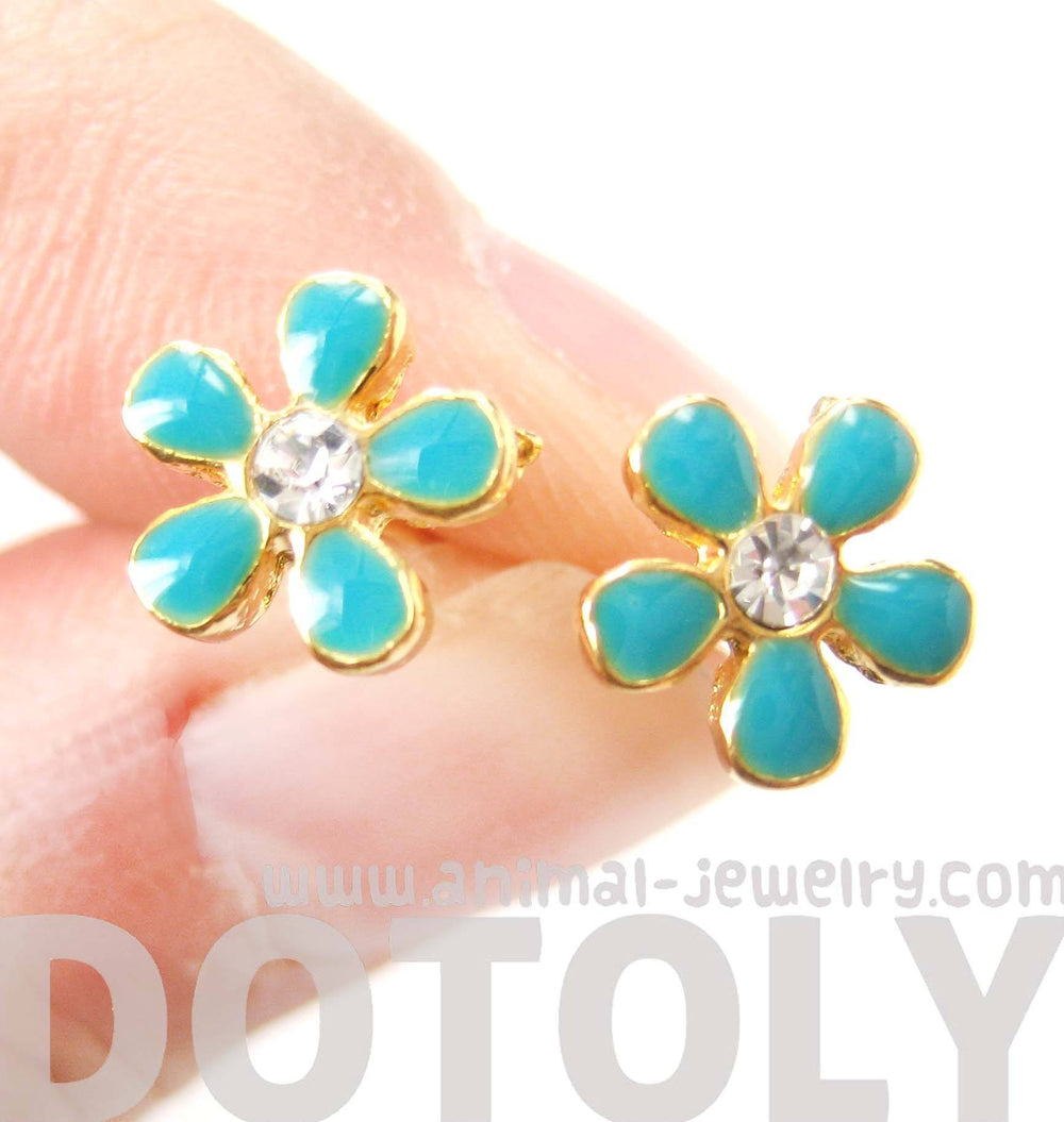 Small Daisy Floral Flower Shaped Stud Earrings in Blue on Gold with Rhinestones | DOTOLY