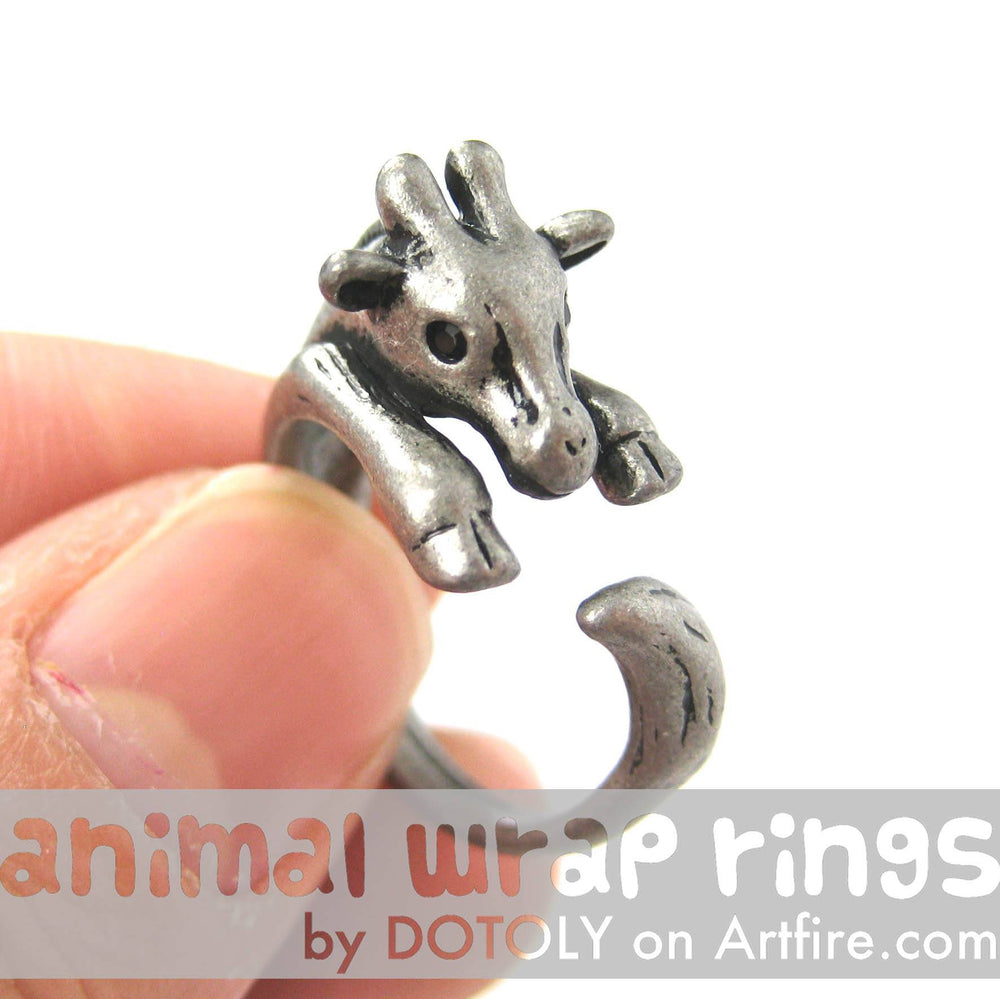 Baby Giraffe Animal Wrap Around Ring in Silver - Sizes 4 to 9 Available | DOTOLY