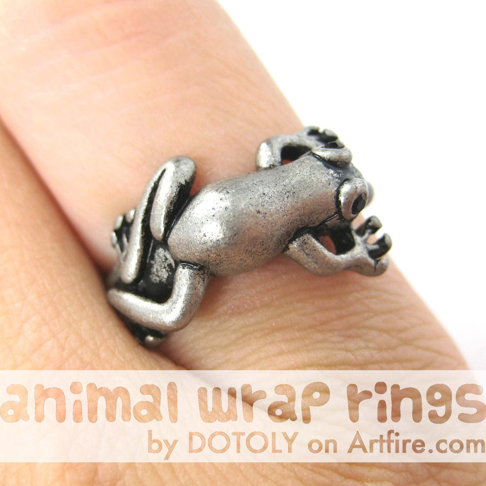 Leap Frog Realistic Animal Ring in Silver - Size 4 to 8.5 Available | DOTOLY