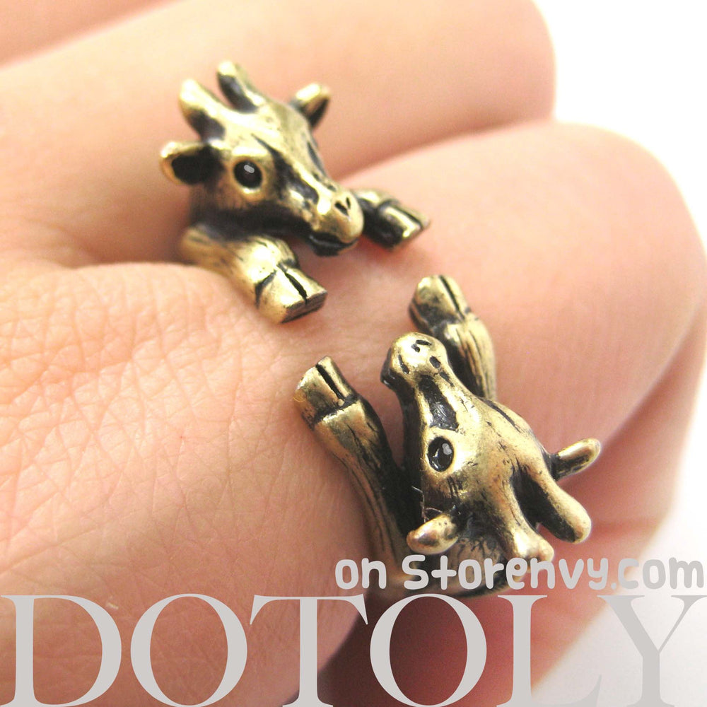 double-giraffe-animal-ring-bronze-dotoly