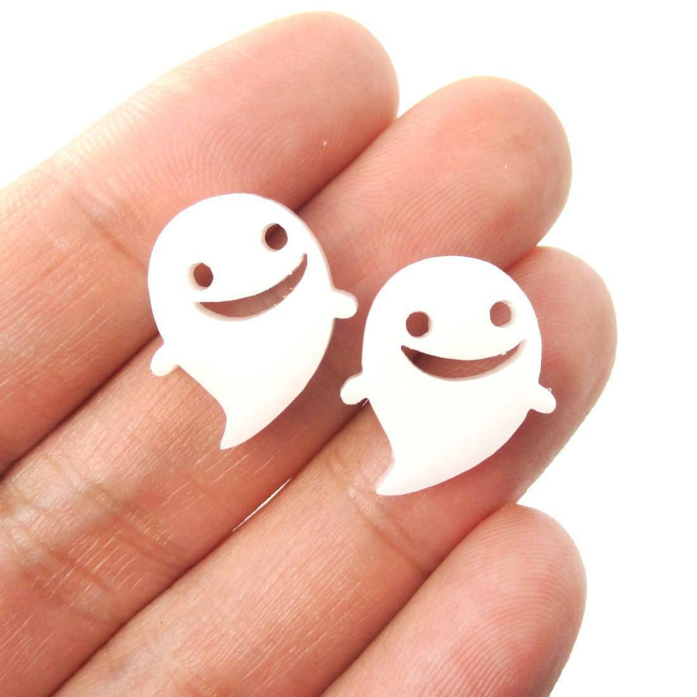 Adorable Happy Smiley Ghost Shaped Laser Cut Statement Stud Earrings in White Acrylic | DOTOLY