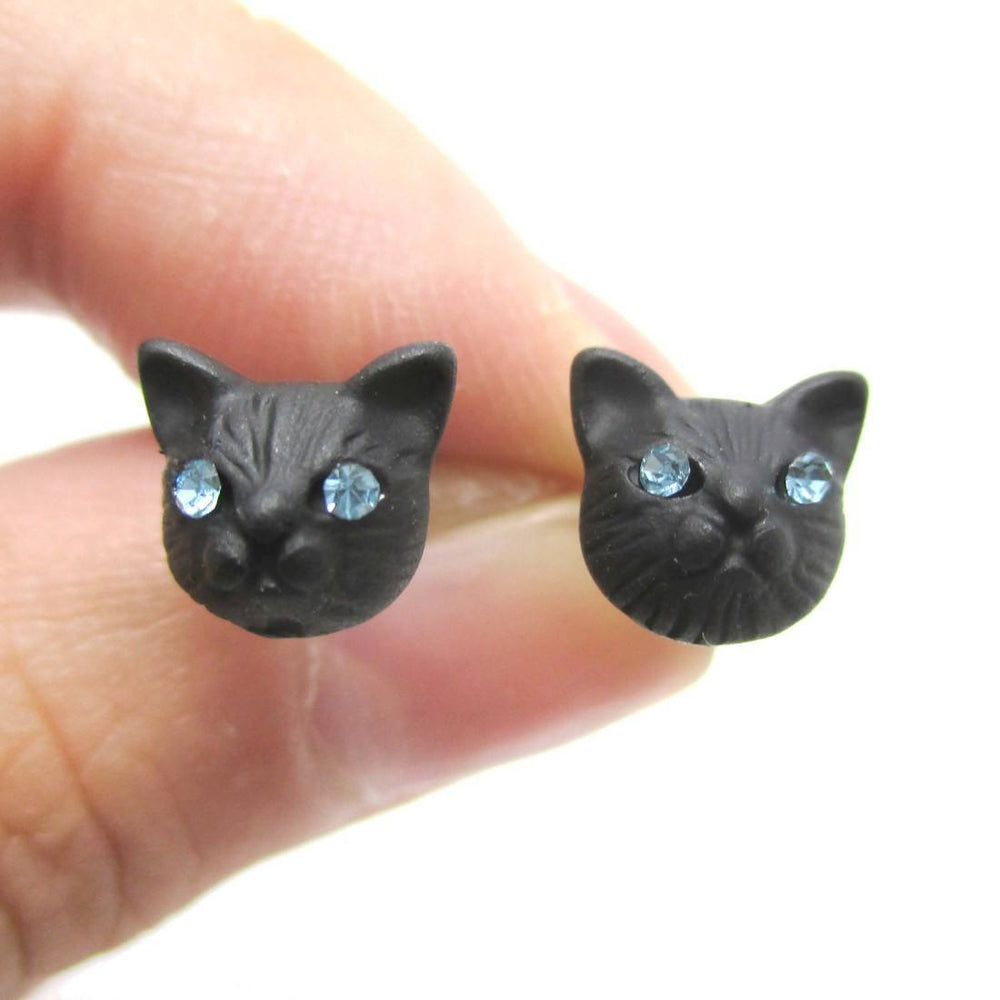 Adorable Tiny Kitty Cat Face Shaped Stud Earrings in Black | DOTOLY | DOTOLY