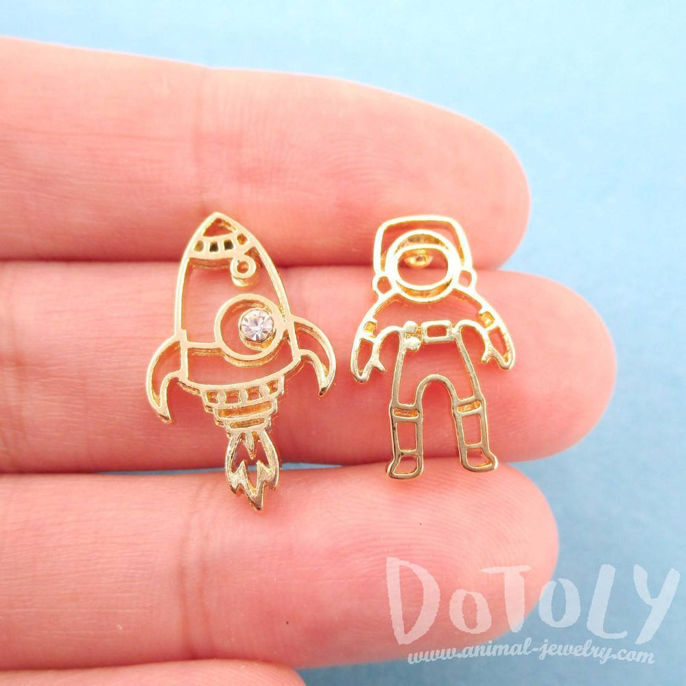 Astronaut and Rocket Outline Shaped Space Themed Stud Earrings in Gold | DOTOLY | DOTOLY