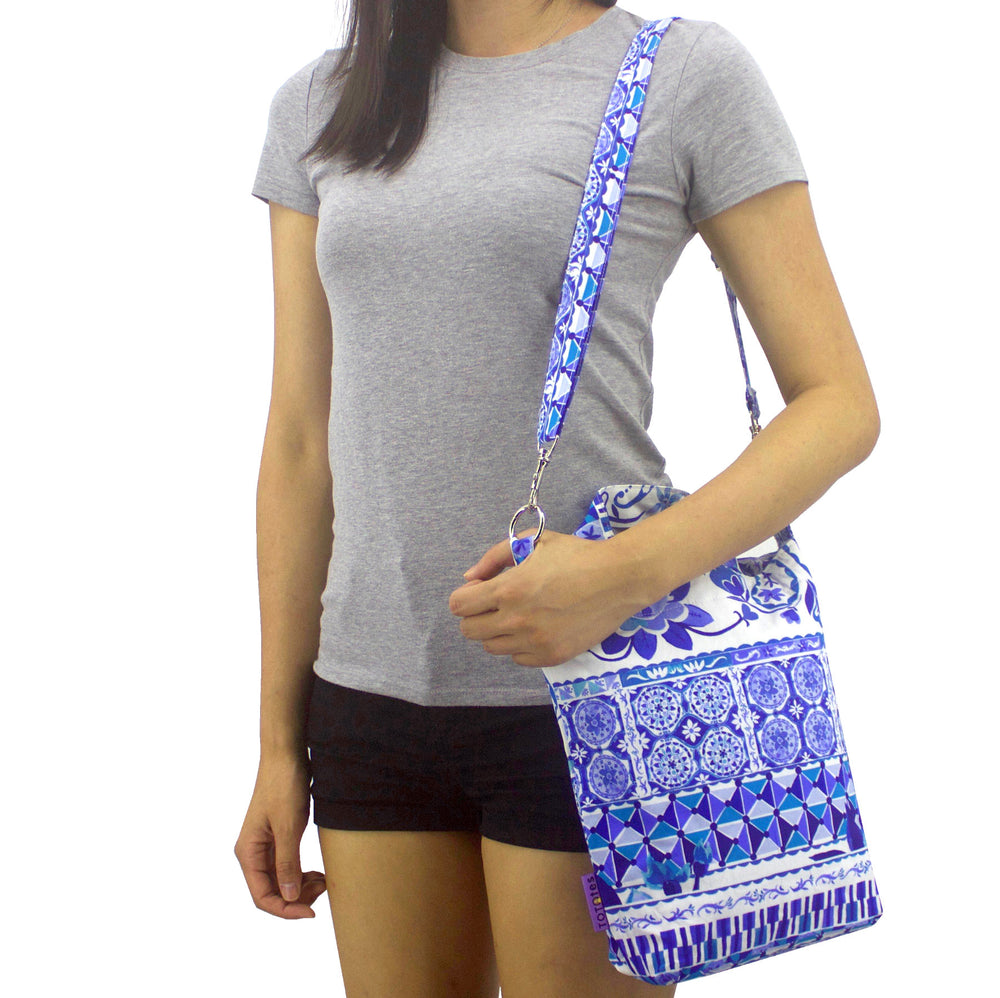 Blue Mosaic Floral Print Pattern Crossbody Duck Top Handle Tote Bag