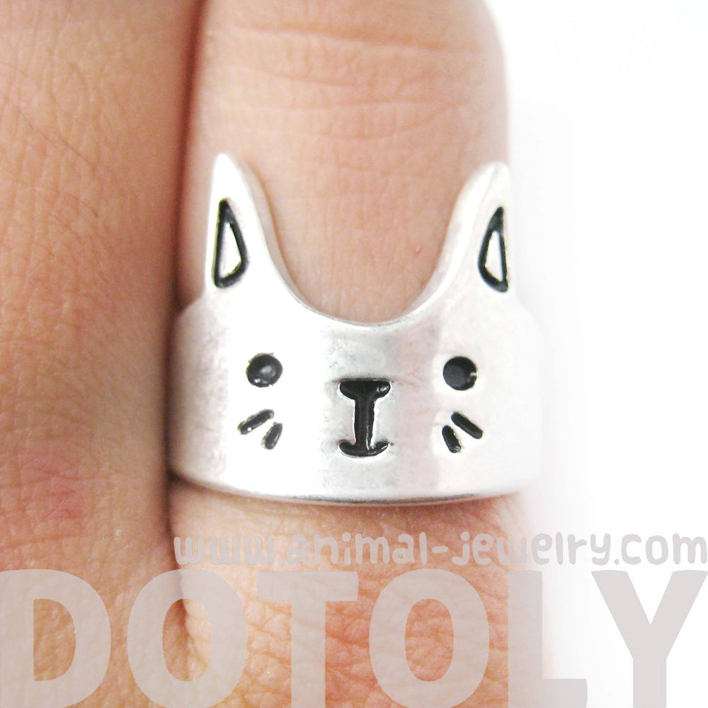 Bunny Rabbit Shaped Cartoon Animal Ring in Silver | Animal Jewelry | DOTOLY