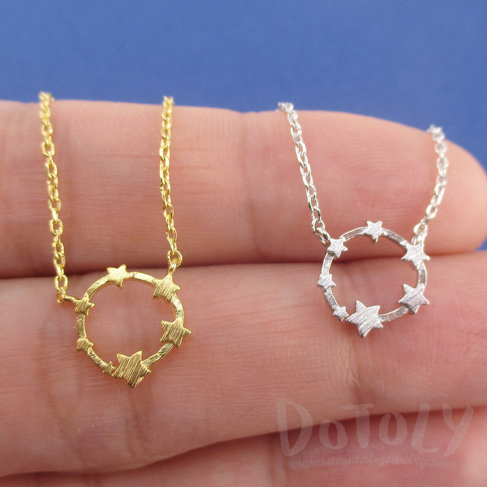 Celestial Stars Shaped Round Pendant Necklace in Gold or Silver | DOTOLY