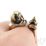 Chimpanzee Holding a Banana Animal Hug Ring in Brass | US Sizes 6 to 8