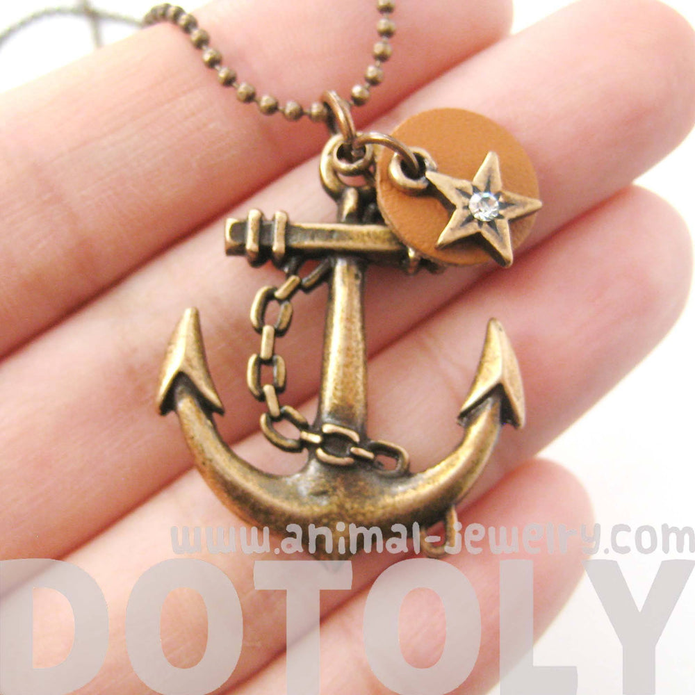 classic-anchor-shaped-nautical-themed-charm-necklace-in-bronze-dotoly