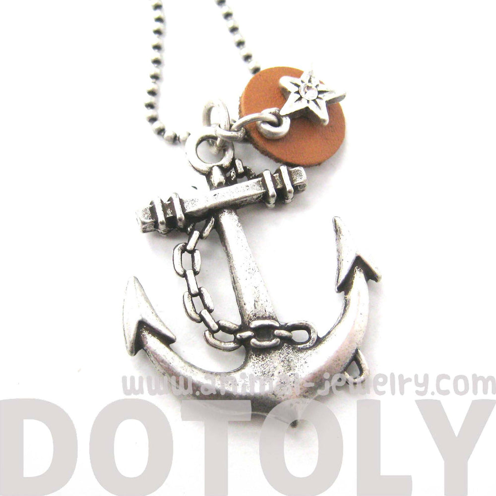 classic-anchor-shaped-nautical-themed-charm-necklace-in-silver-dotoly