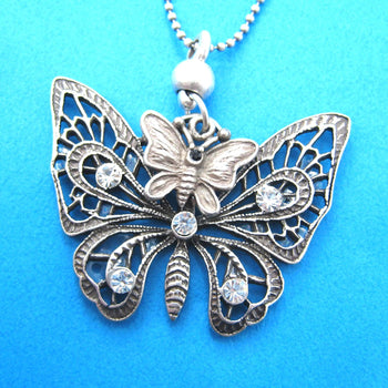 classic-butterfly-shaped-pendant-necklace-in-silver-with-rhinestones-dotoly