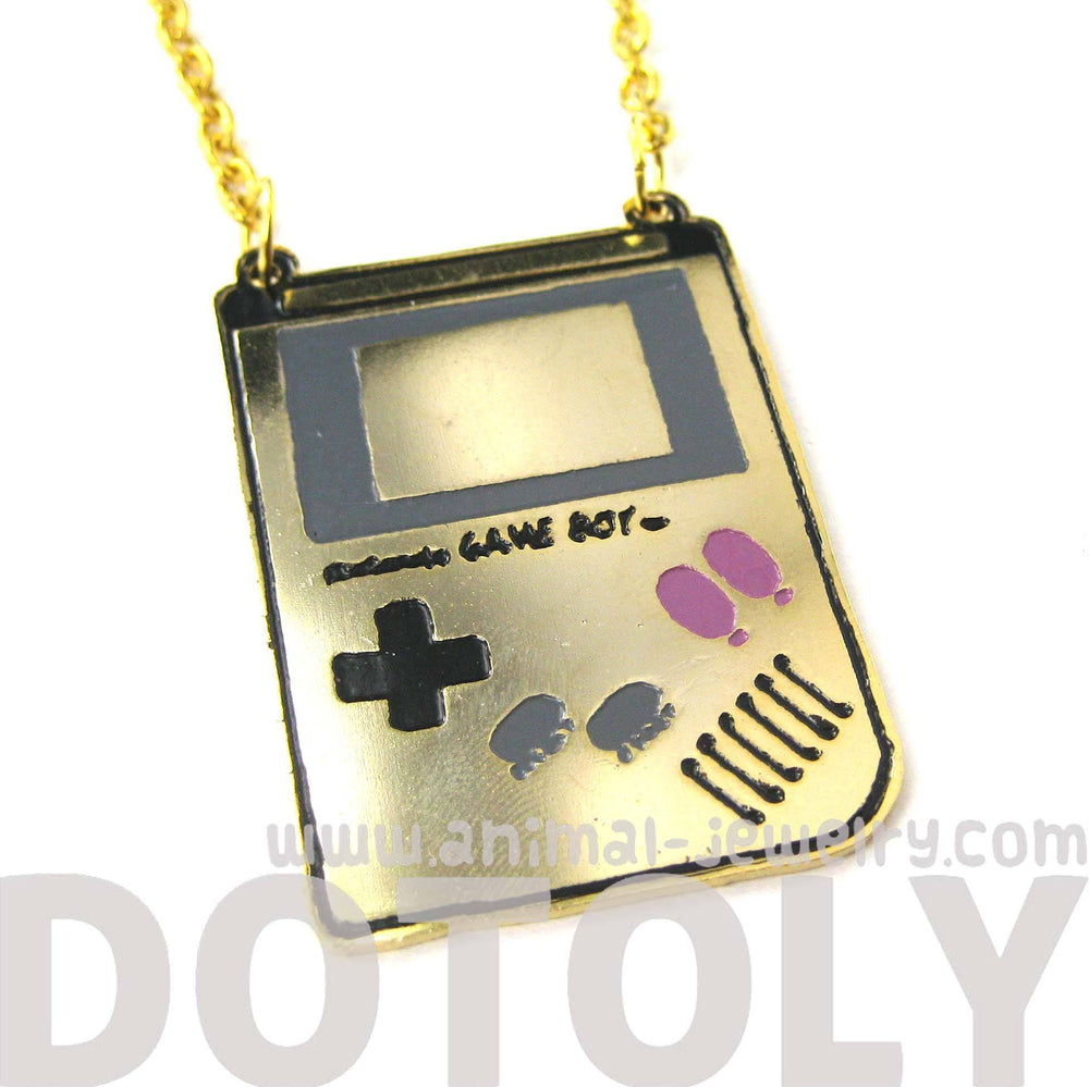classic-nintendo-gameboy-console-shaped-pendant-necklace-limited-edition