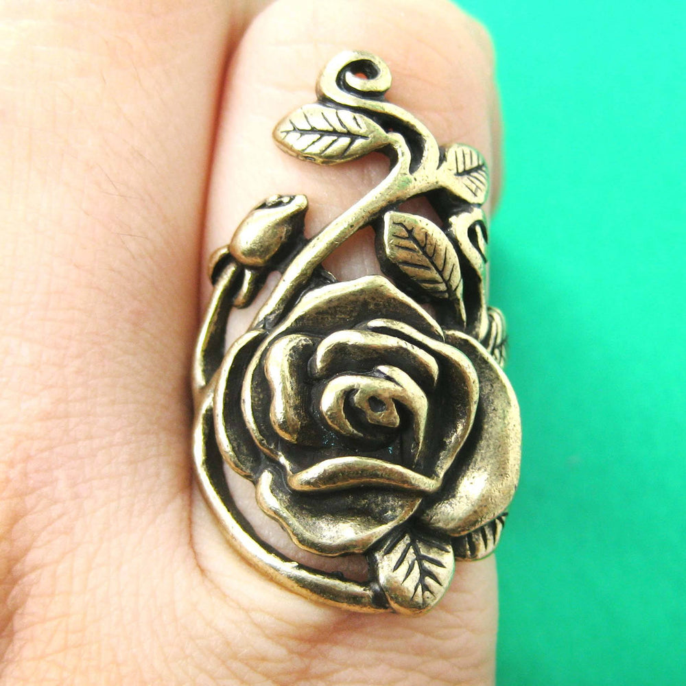 Rose wrap around ring outlet