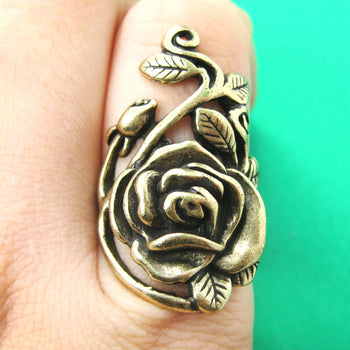 classic-rose-shaped-floral-vines-wrap-around-ring-in-brass-dotoly
