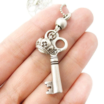 Classic Skeleton Clockwork Key Pendant Necklace in Silver | DOTOLY