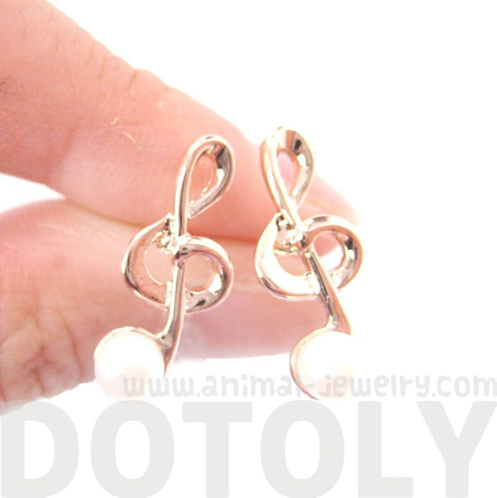 Treble Clef Music Note Shaped Stud Earrings in Gold with Pearl Detail