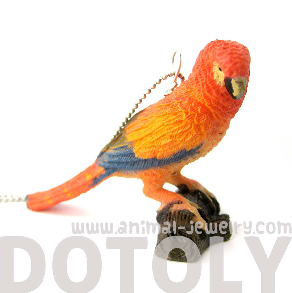 colorful-parrot-bird-shaped-animal-plastic-pendant-necklace-animal-jewelry