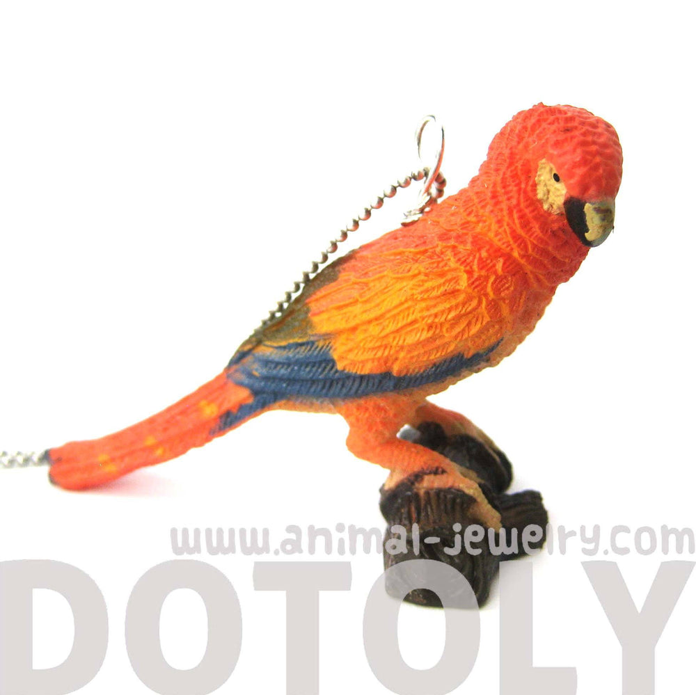 colorful-parrot-bird-shaped-animal-plastic-pendant-necklace-animal-jewelry