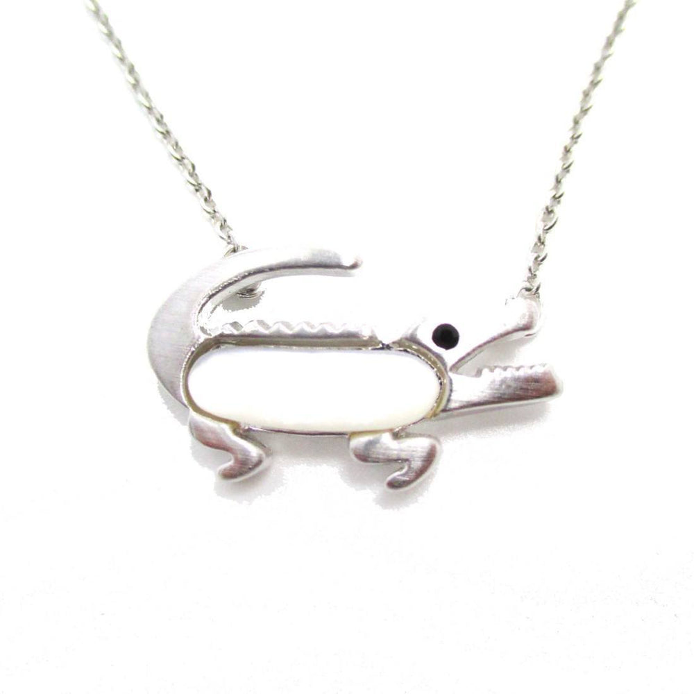 crocodile-alligator-shaped-pearl-pendant-necklace-in-silver-dotoly