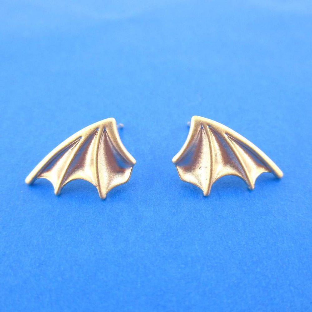 Detailed Bat Wings Shaped Stud Earrings in Gold