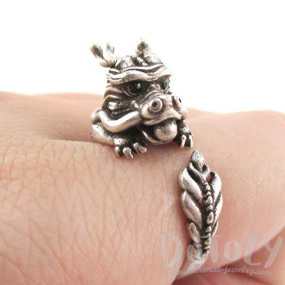 Detailed Dragon Shaped Animal Hugging Your Finger Ring in Silver