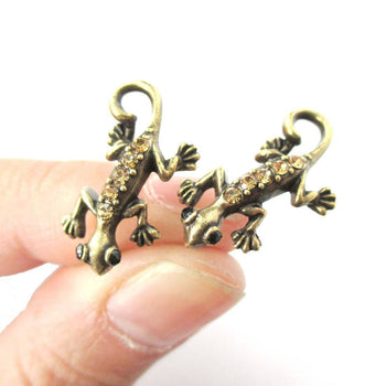 Detailed Gecko Lizard Shaped Stud Earrings in Brass with Rhinestones