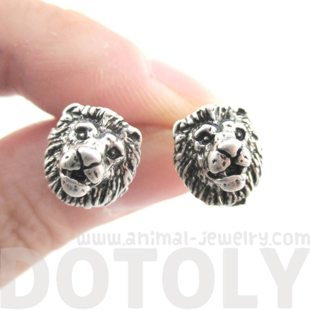 Detailed Lion Face Shaped Stud Earrings in Silver
