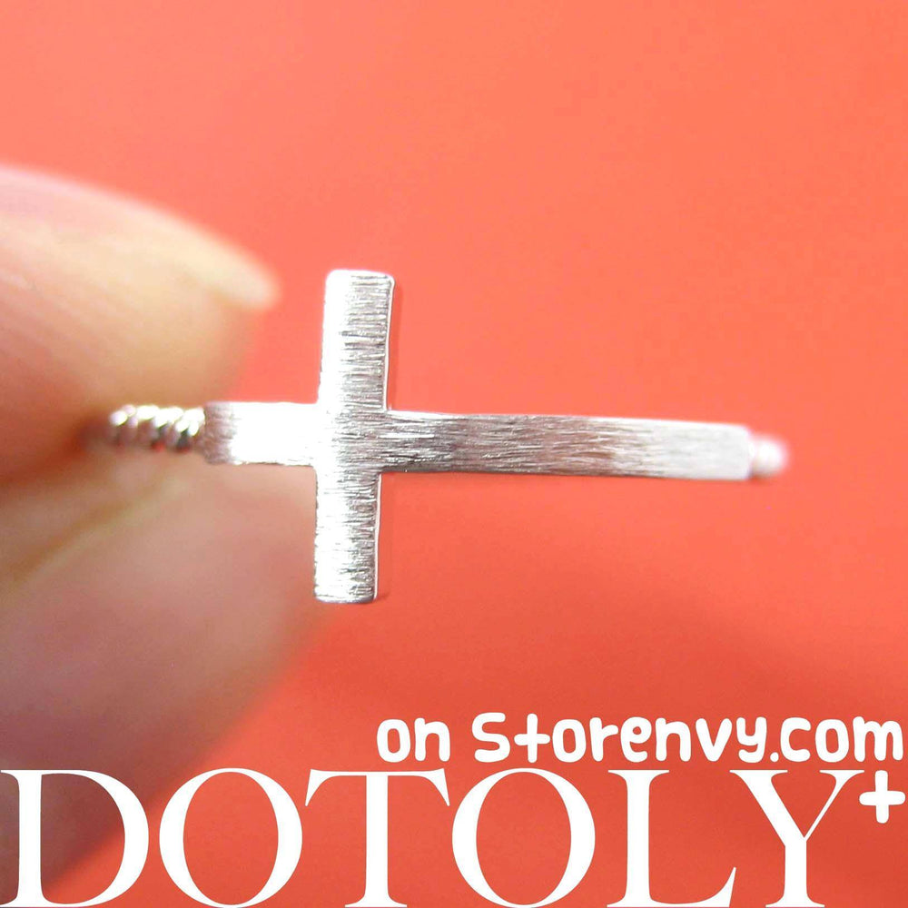 simple-cross-shaped-ring-in-silver-size-6-only