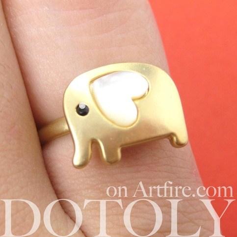 adjustable-cute-elephant-ring-in-gold-with-pearl-heart-shaped-ears