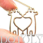 simple-giraffe-heart-love-animal-charm-outline-necklace-in-gold