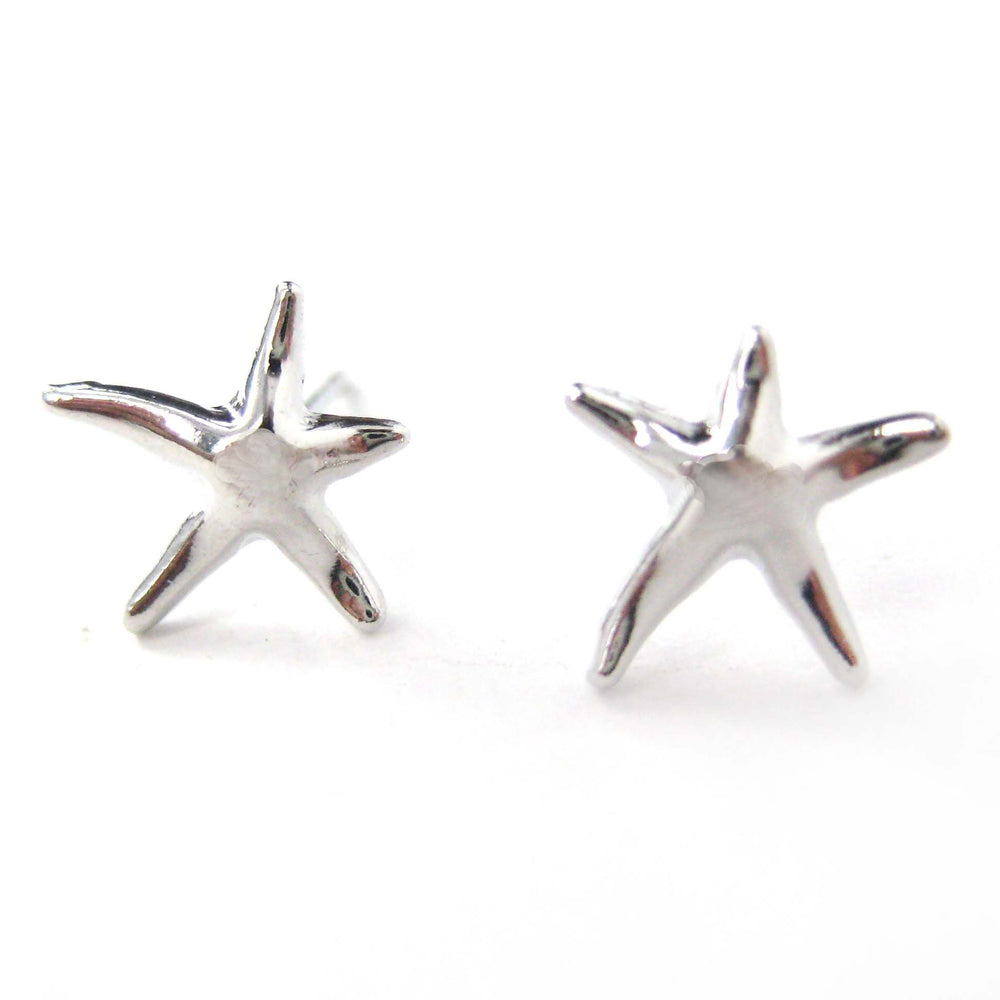 small-simple-starfish-star-shaped-stud-earrings-in-silver