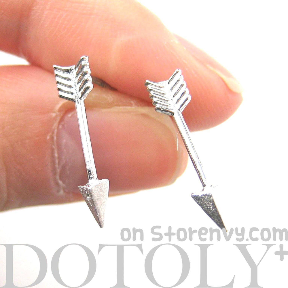 Realistic Arrow Shaped Stud Earrings in Silver | ALLERGY FREE | DOTOLY