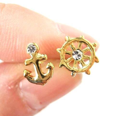 Small Anchor and Wheel Nautical Stud Earrings in Gold | DOTOLY