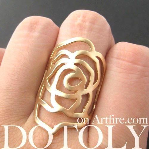 large-rose-floral-cut-out-statement-ring-in-gold