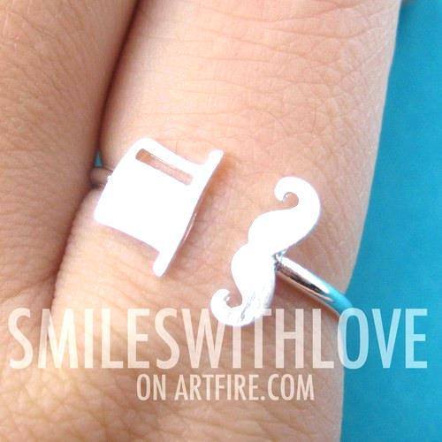 adjustable-simple-mustache-and-top-hat-ring-in-silver