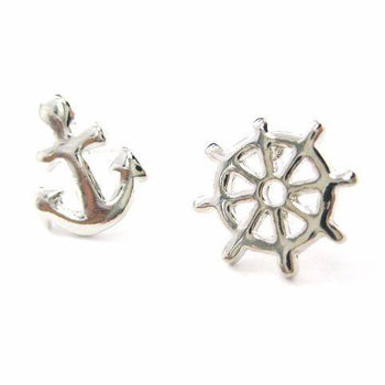 Small Anchor and Wheel Nautical Stud Earrings in Silver | DOTOLY | DOTOLY