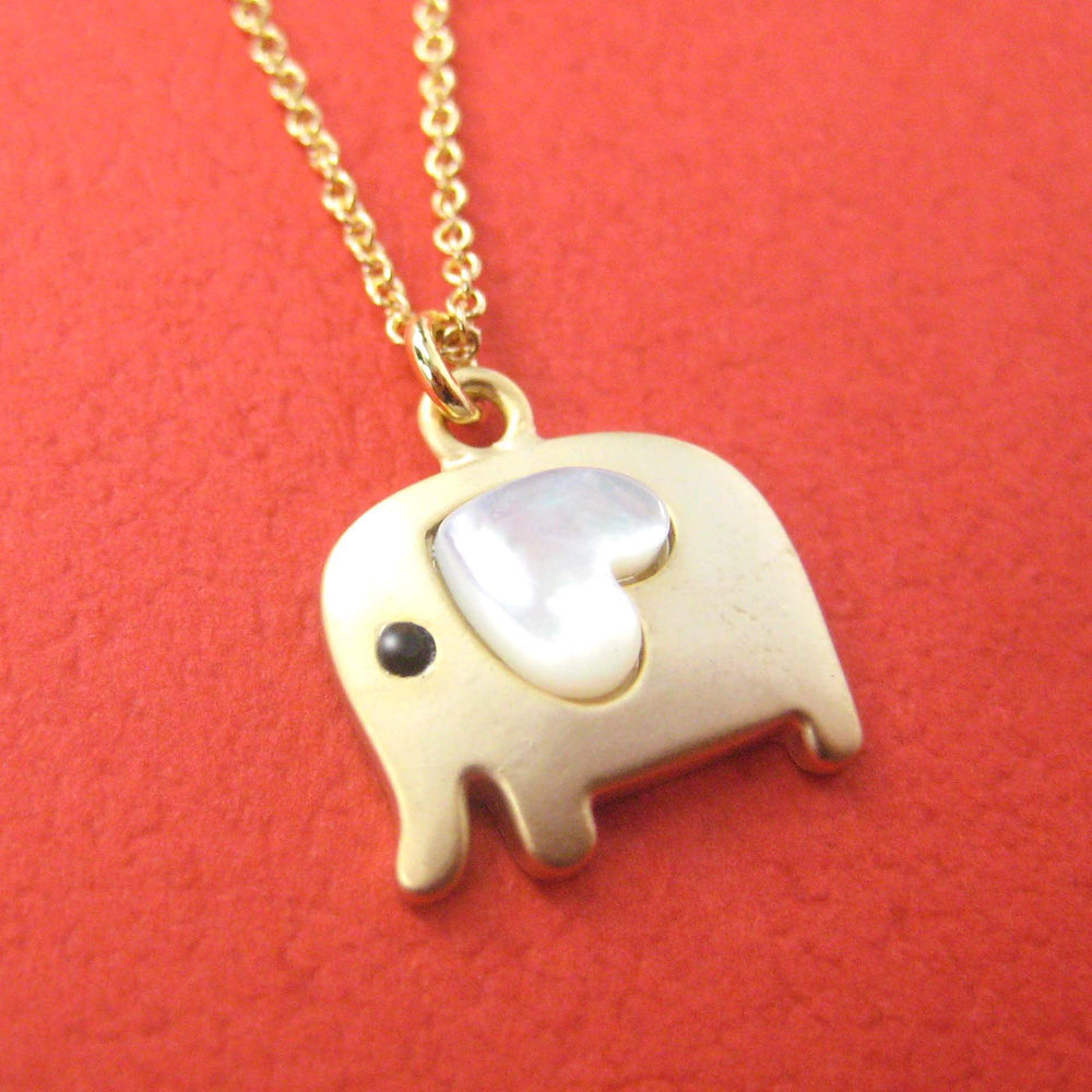 small-elephant-animal-necklace-in-gold-with-heart-allergy-free