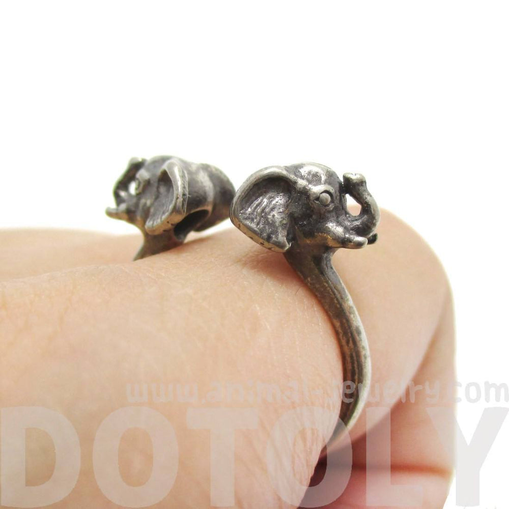 Double Elephant Head Shaped Sleek Animal Ring in Silver