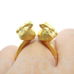 3D Double Owl Bird Head Shaped Sleek Ring in Gold