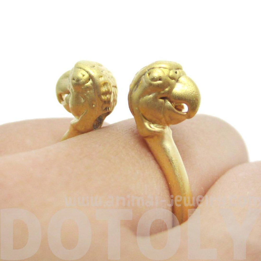 3D Double Parrot Bird Head Shaped Sleek Ring in Gold