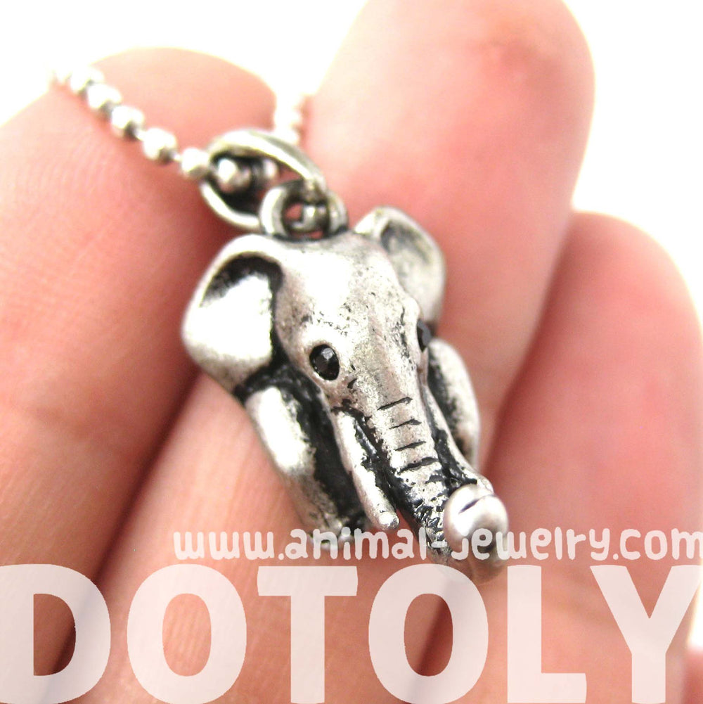 elephant-realistic-animal-charm-necklace-in-silver-animal-jewelry