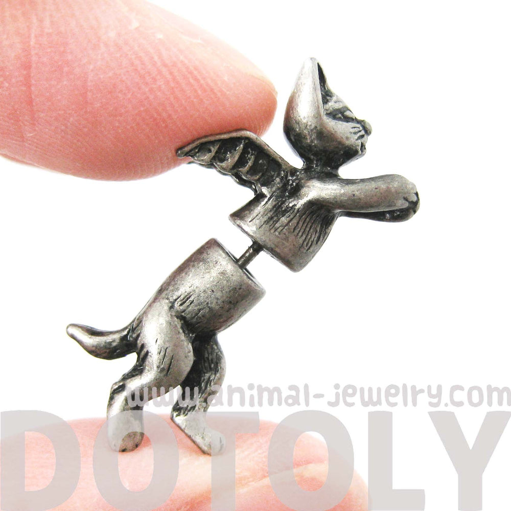 fake-gauge-earrings-kitty-cat-burglar-animal-shaped-plug-earrings-with-wings-in-silver
