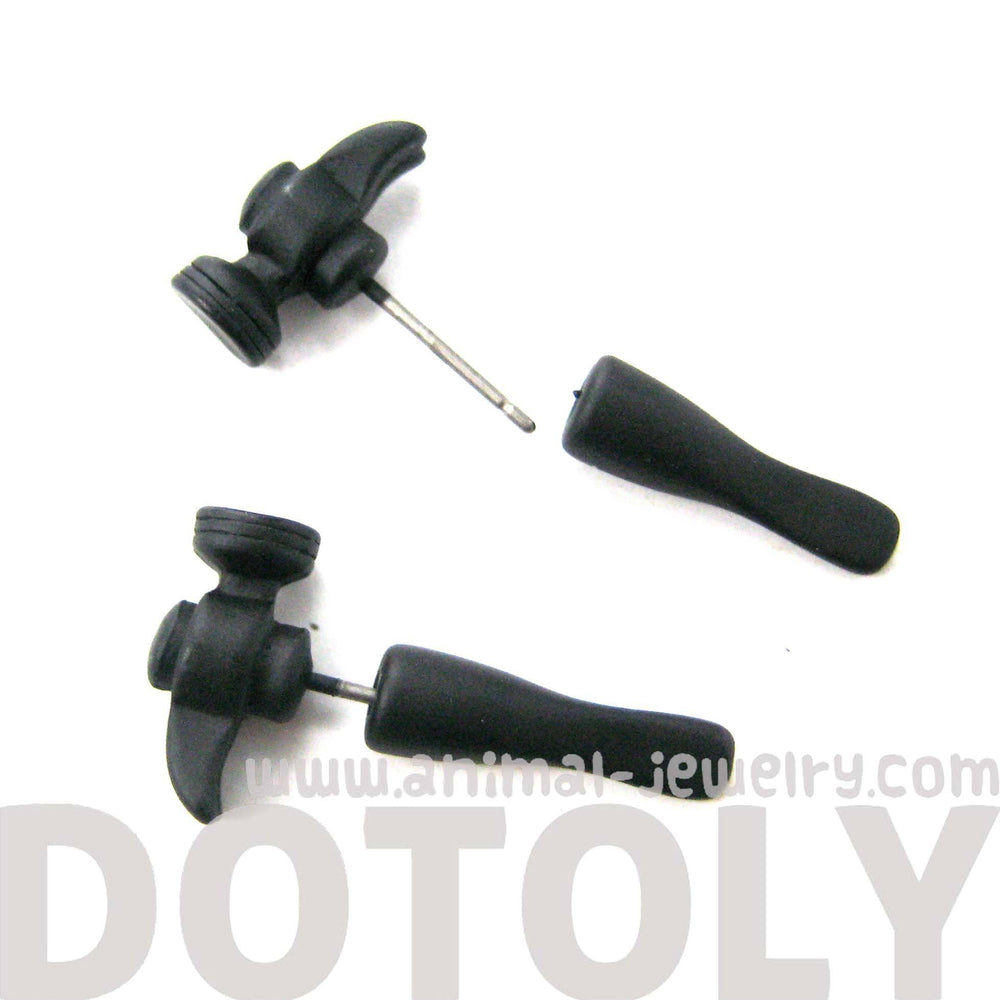 Fake Gauge Earrings: Realistic Hammer Shaped Faux Plug Stud Earrings in Black | DOTOLY