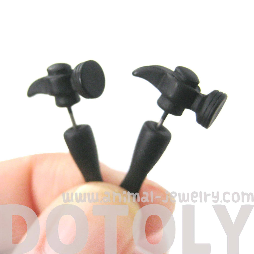 Fake Gauge Earrings: Realistic Hammer Shaped Faux Plug Stud Earrings in Black | DOTOLY