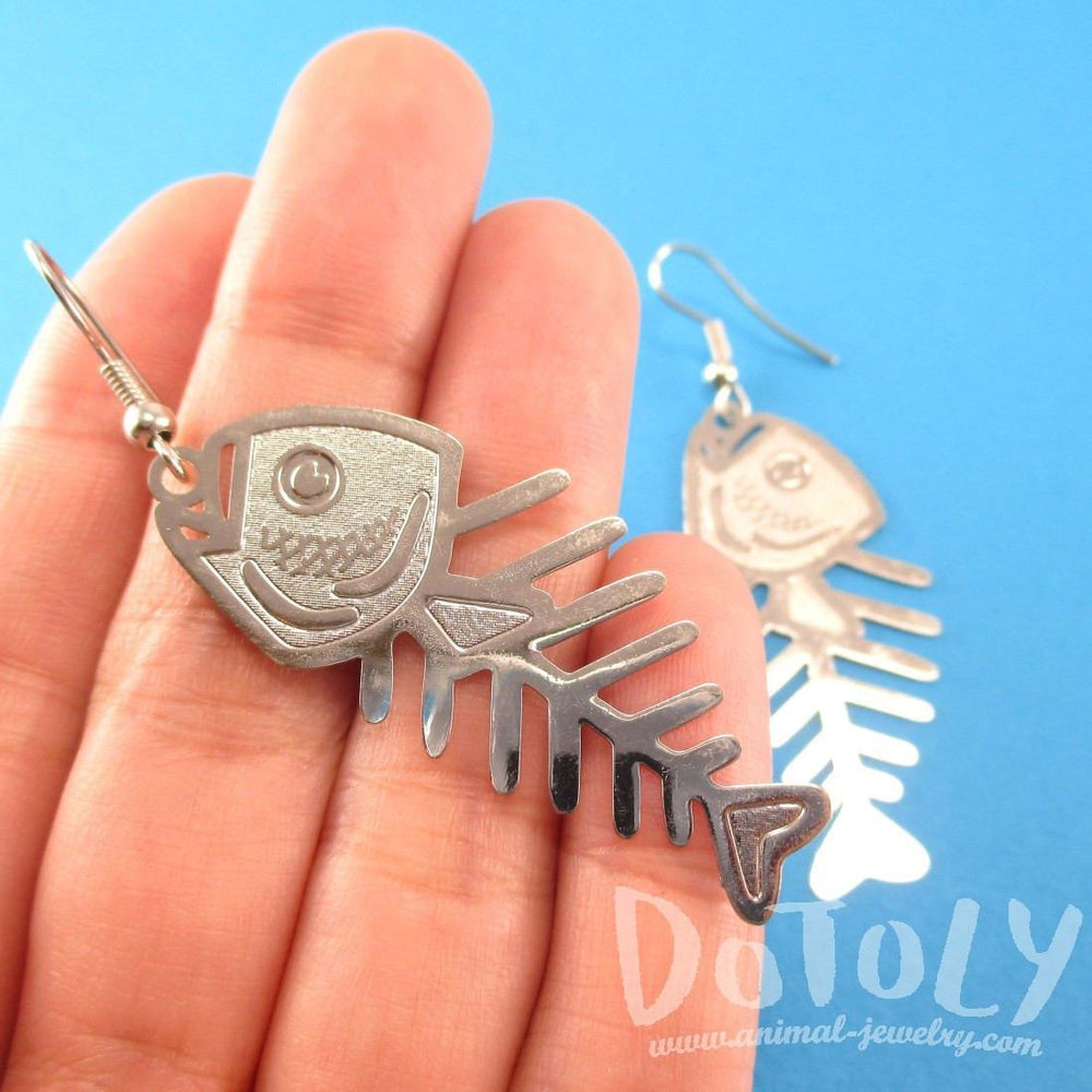Fishbone Cut Out Shaped Dangle Earrings in Silver | Animal Jewelry | DOTOLY