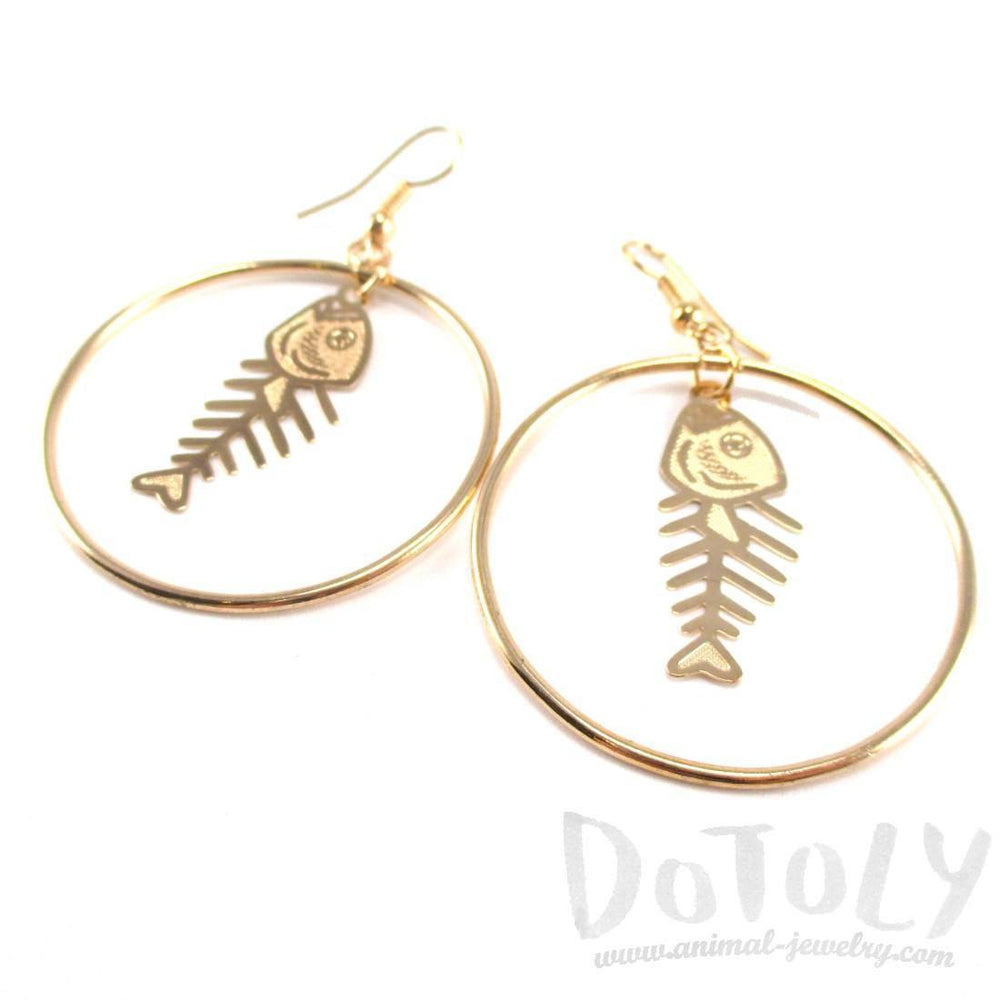 Fishbone Cut Out Shaped Dangle Hoop Earrings in Gold | Animal Jewelry | DOTOLY
