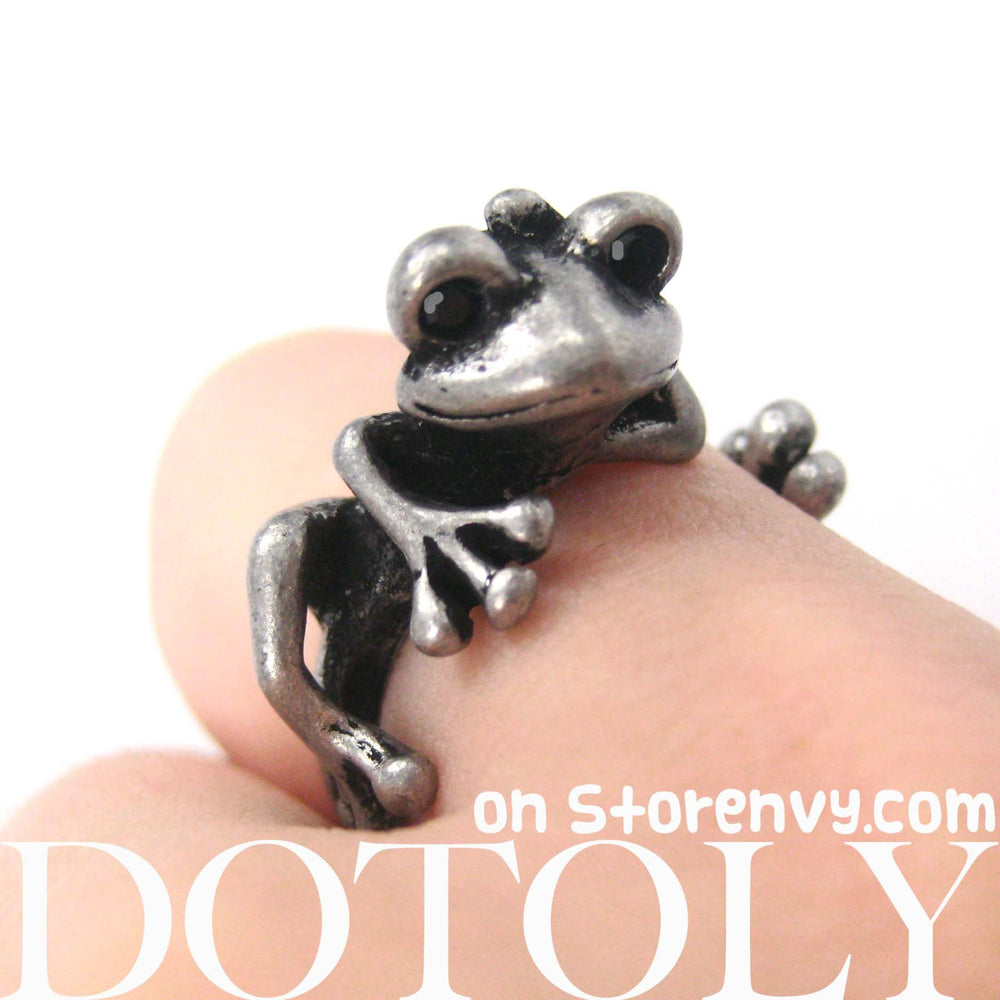 Funny Frog Animal Wrap Around Hug Ring in Silver - Size 4 to 9 Available | DOTOLY
