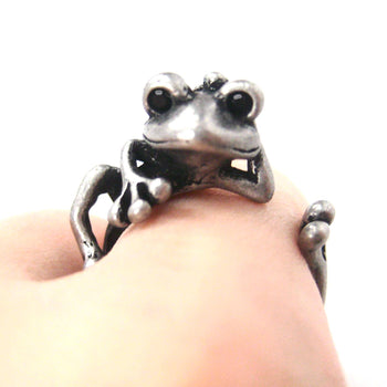 Funny Frog Animal Wrap Around Hug Ring in Silver - Size 4 to 9 Available | DOTOLY