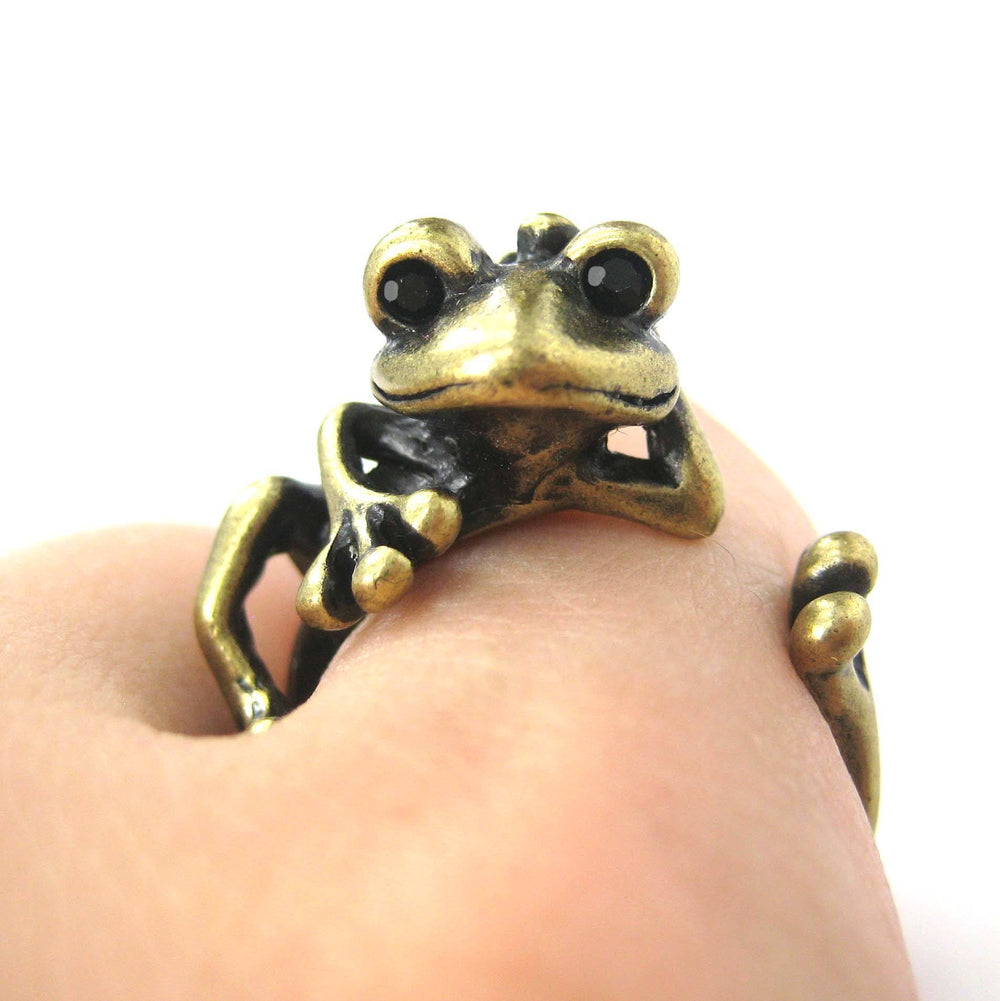 Funny Frog Animal Wrap Around Hug Ring in Brass | US Size 4 - 9 | DOTOLY