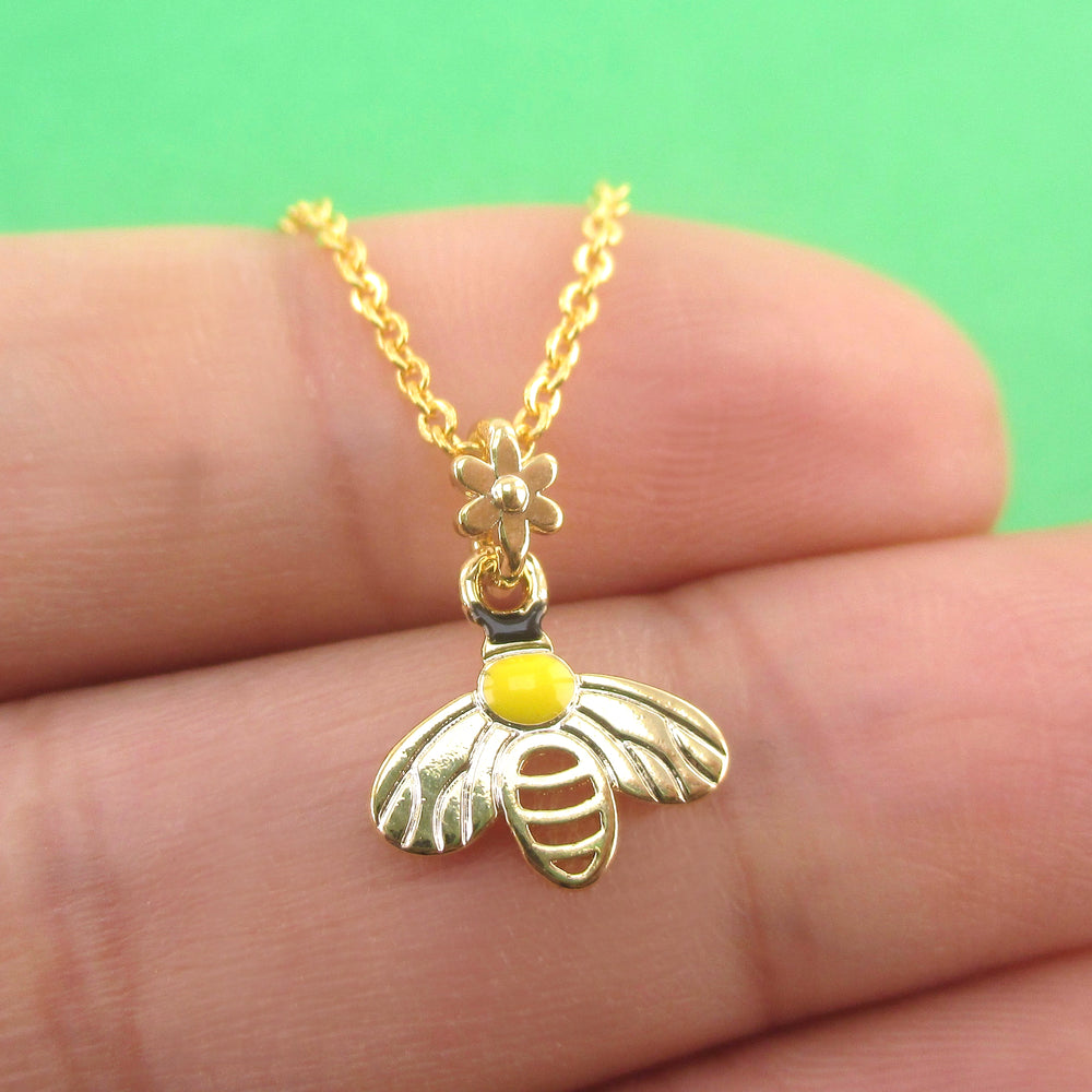 Honey Bumblebee Shaped Insect Bug Pendant Necklace in Gold